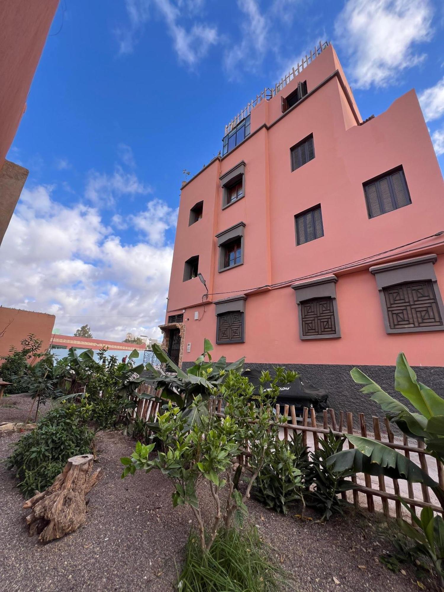 Hostel Berber Waves Surf House Tamraght